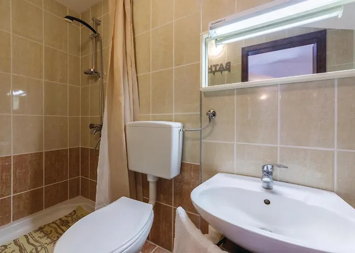 2 Bedroom Amazing In Daire Pavicini