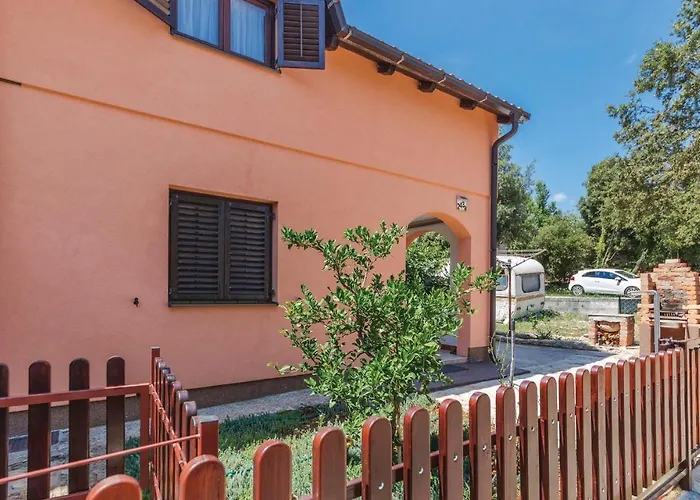2 Bedroom Amazing In * Pavicini