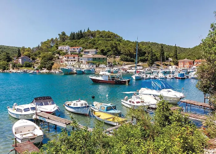 Daire 2 Bedroom Amazing In Pavicini